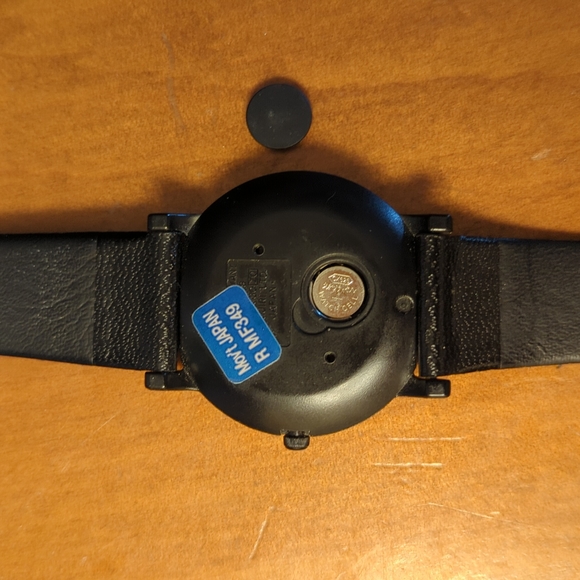 🐁 MICKEY MOUSE watch - Picture 2 of 2